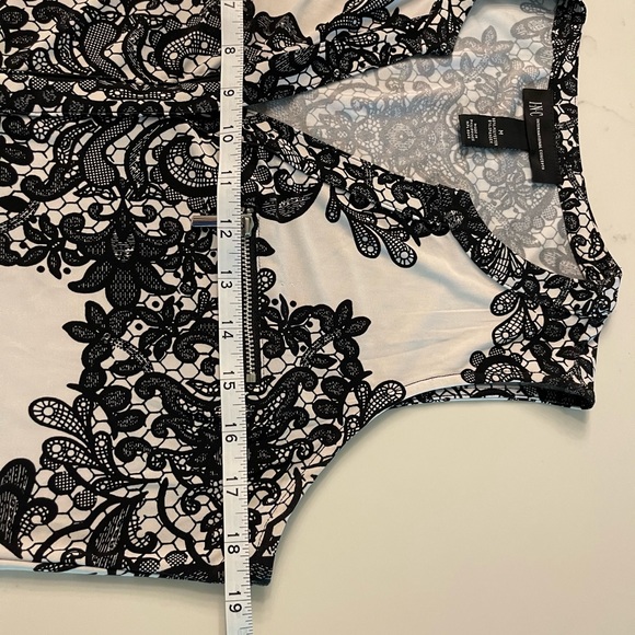 INC black & cream sleeveless blouse - Picture 7 of 9